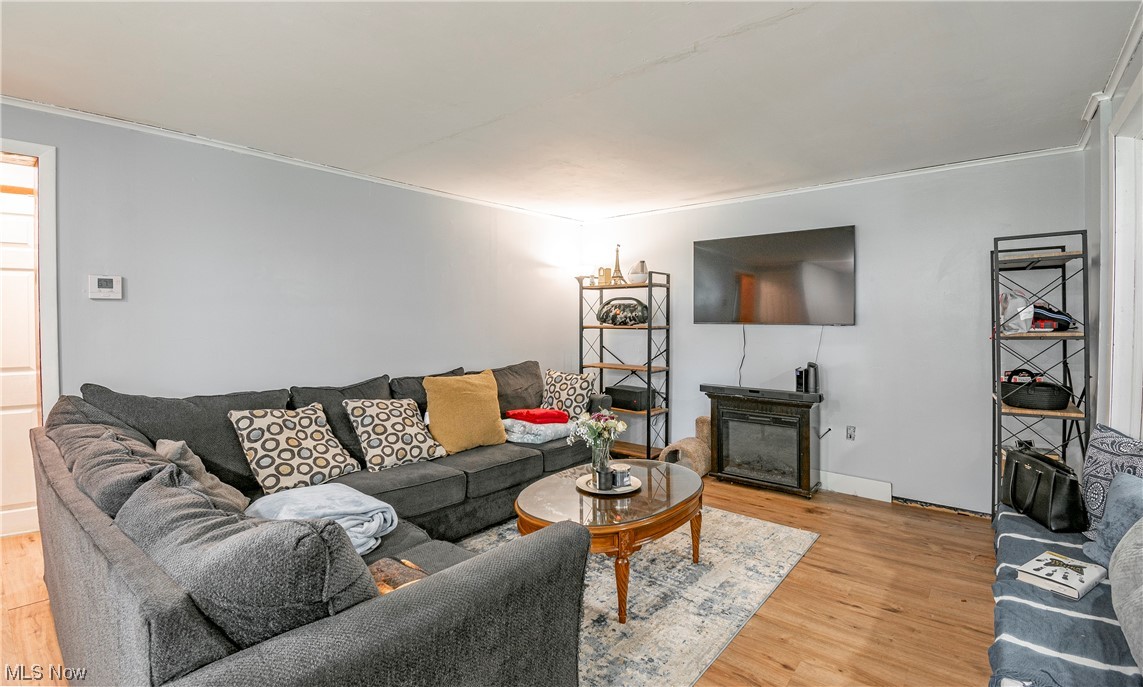 Henry Marhofer Add - Residential