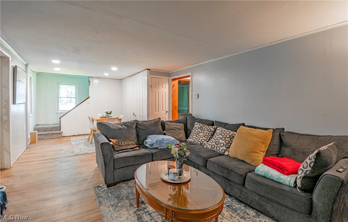 Henry Marhofer Add - Residential