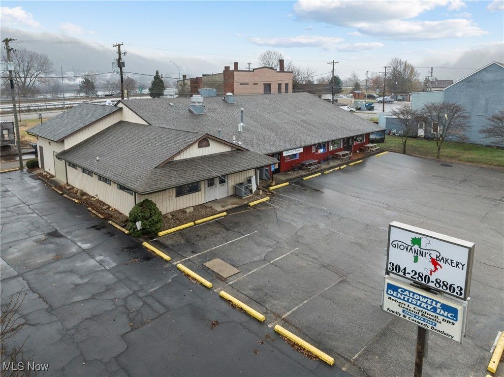 Photo of 3052 Belmont Street, Bellaire, OH 43906 (MLS # 5178121)