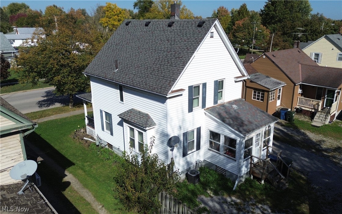 407 W Herrick Avenue