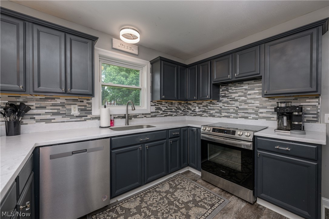 Dee Mar - Residential