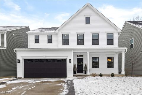 6163 Krystina Run Lorain OH 44053