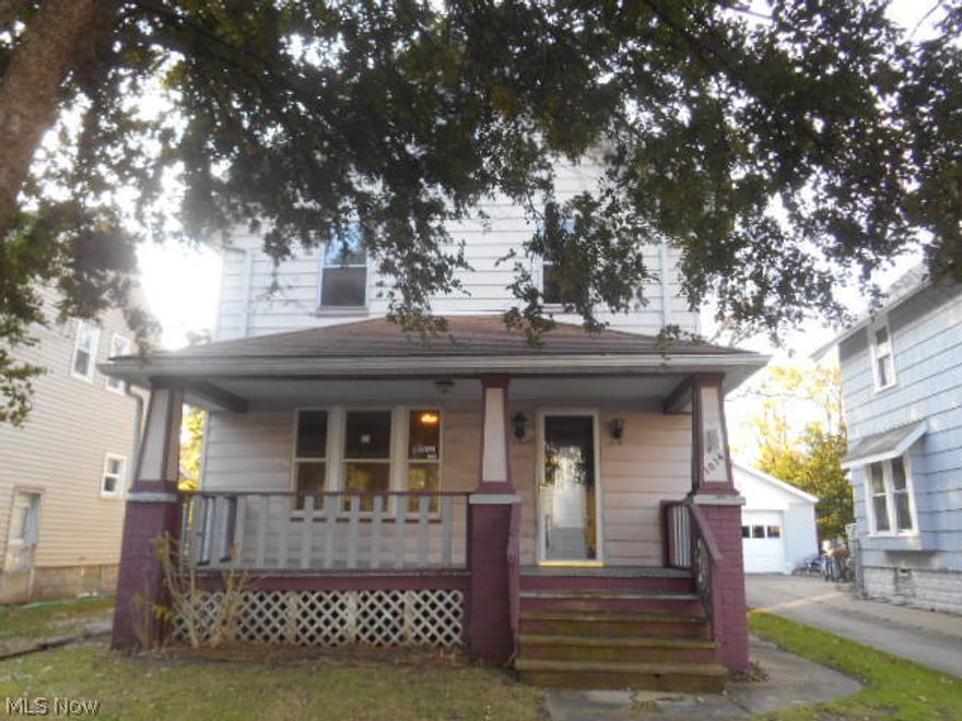 Huge house with lots of potential! Great Starter or Investment. This property is Listed and Sold in AS IS condition!! This property is Eligible under The Freddie Mac First Look Initiative through 12/7/2014. ALL Offers submitted must have... attachments from MLS. Buyers Proof of Funds, Buyers Certified Check made payable to Listing Company.