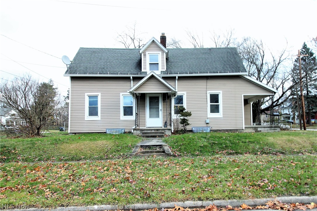 Turnkey rental! Investors wanted! This is a three-bedroom, one full bath home. Covered porch, one car attached garage. Living room/dining area with a fireplace and is open to the eat in kitchen. The large kitchen has plenty of cabinets, newer flooring, newer windows to let the natural light shine through. There is a bedroom and full bathroom on the main level. Upstairs you will find two more large bedrooms. There is an unfinished basement. Invester's lucky find!