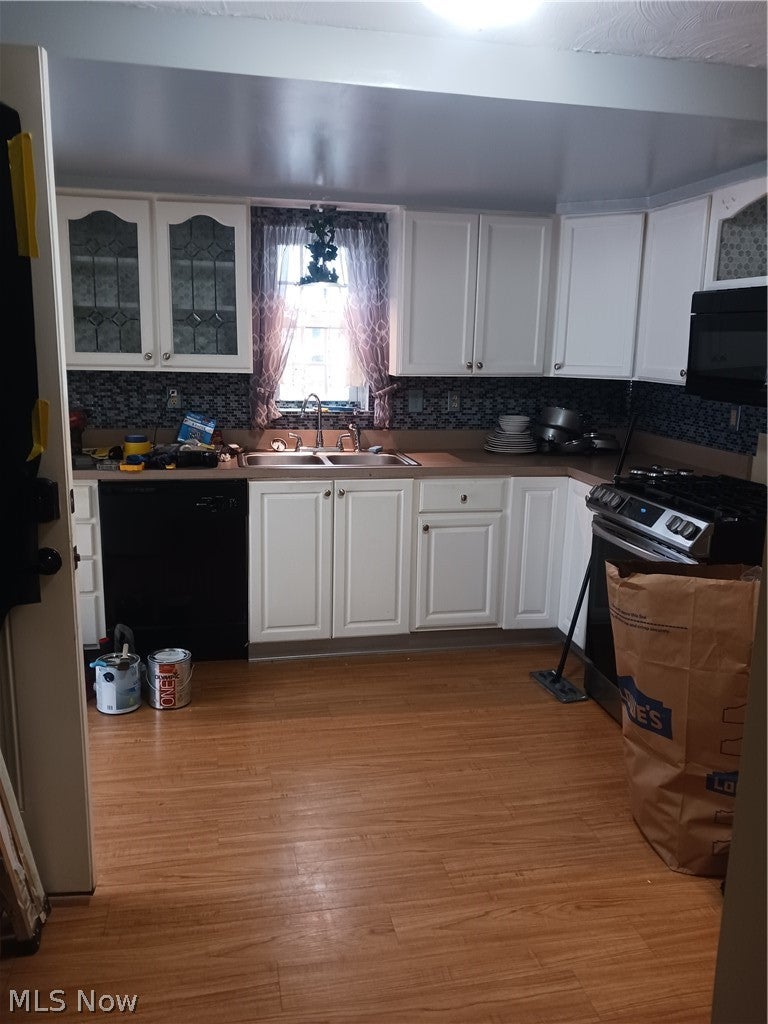 17 W Wilson Avenue