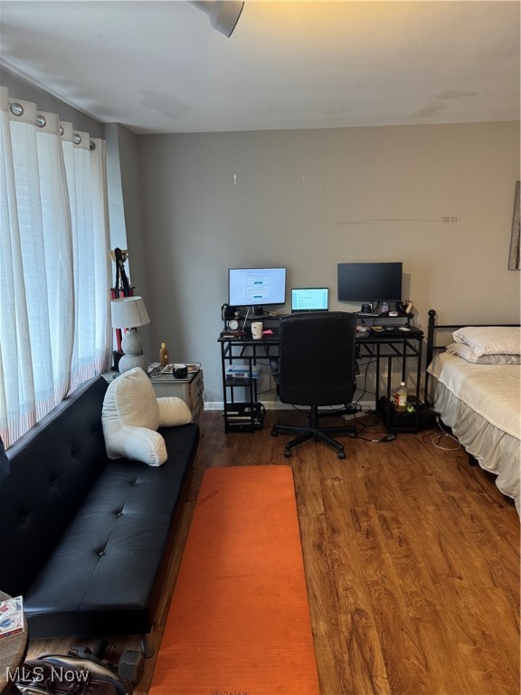 Marine Towers East Condo - Residential