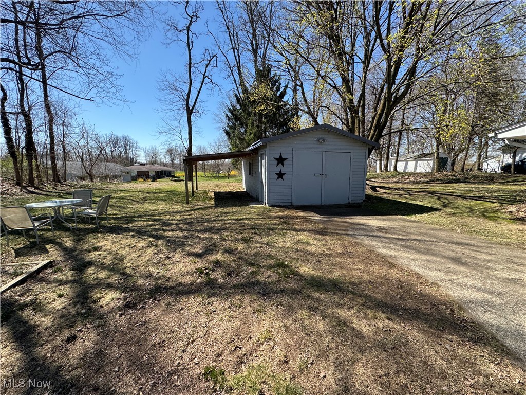 201 W Main Street, Conneaut, Ohio image 26