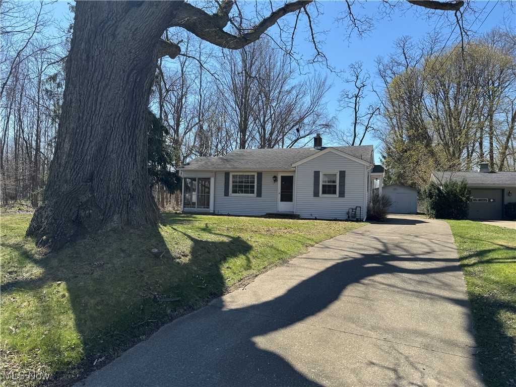 201 W Main Street, Conneaut, Ohio image 1
