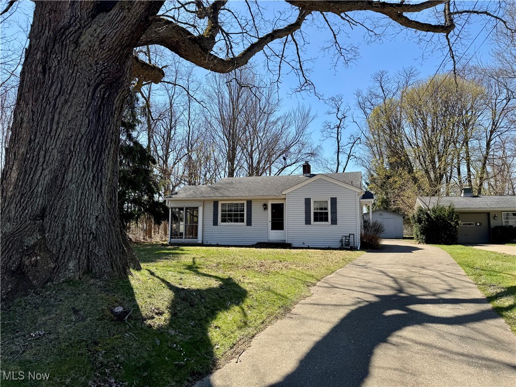 201 W Main Street, Conneaut, Ohio image 2