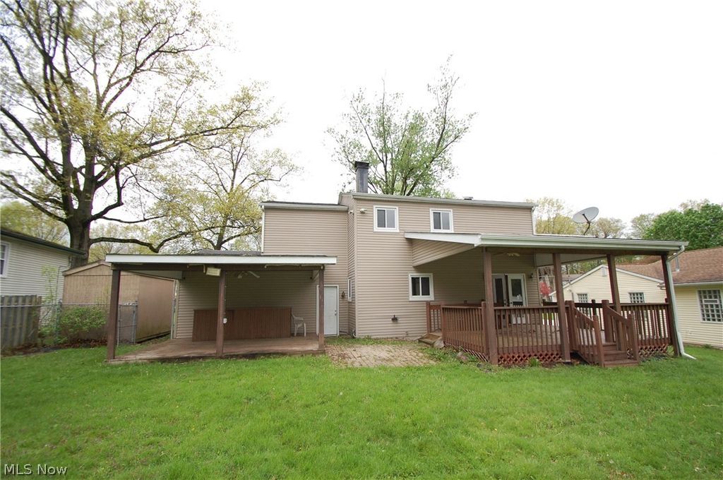 Photo of 4155 Claridge Drive, Austintown, OH 44511 (MLS # 5205083)