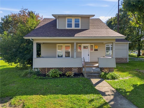 Homes For Sale - 1103 W State Street<br/> Tuscarawas County, Newcomerstown, OH 43832