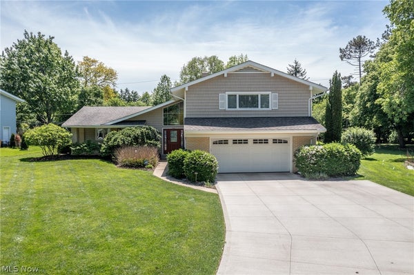 24602 HAWTHORNE DR, BEACHWOOD, OH 44122 - Image e59e72cc18ebe9e3c5400836aba4eef0/4025664904