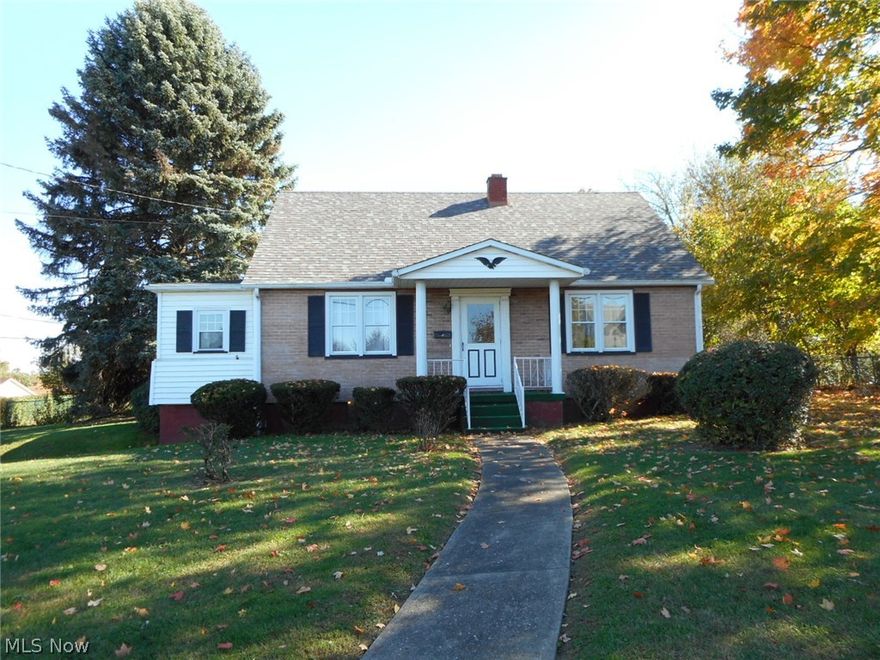 3 bedroom 1 full bath home on a beautiful corner lot in Woodland Estates.  2 car tandem garage in basement.  Fenced in back yard. 
Unfinished room on 2nd level is ready to be transformed into walk in closet, office, nursery, or whatever you can imagine.