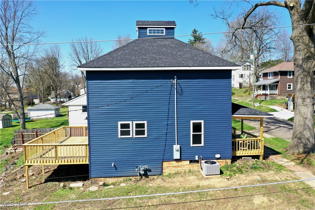 284 S Alexander Street, Millersburg, Ohio image 3