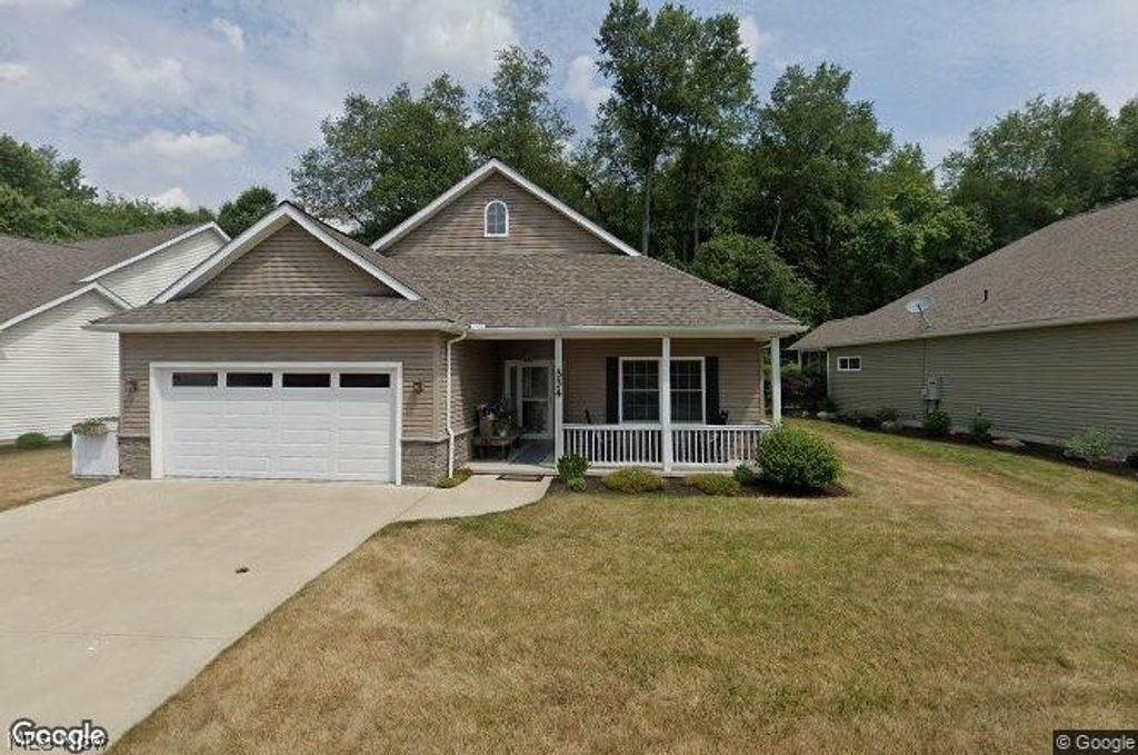 Photo of 334 Alexis Lane, Canal Fulton, OH 44614 (MLS # 5196380)