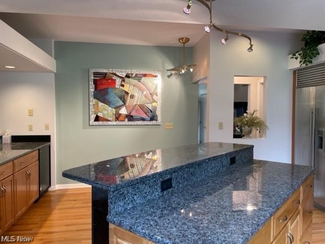 Fairmount Park - Residential Lease