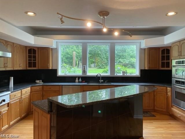 Fairmount Park - Residential Lease