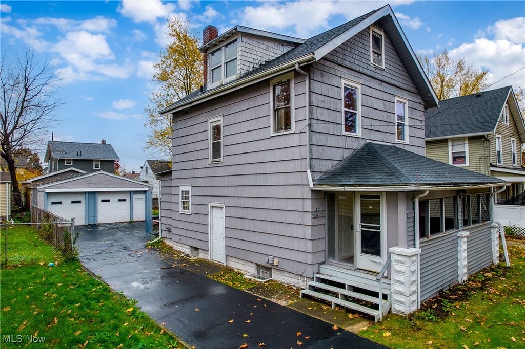 Photo of 1053 Mount Vernon Avenue, Akron, OH 44310 (MLS # 5175976)