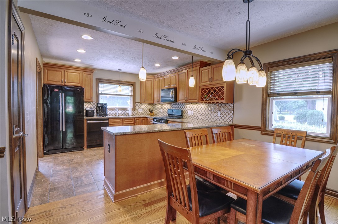 Barberton Homestead - Residential