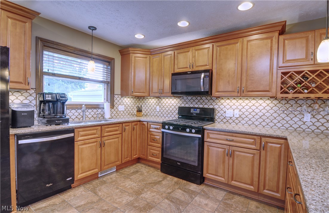 Barberton Homestead - Residential