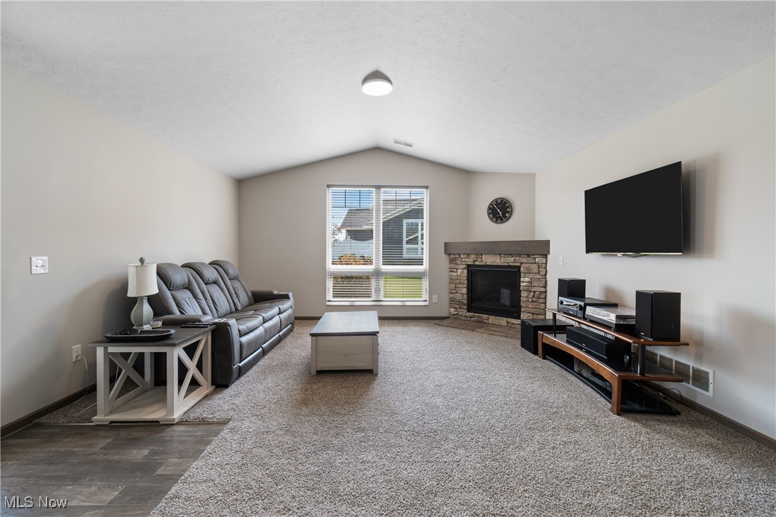 1825 Blackberry Lane, Orrville, Ohio image 8