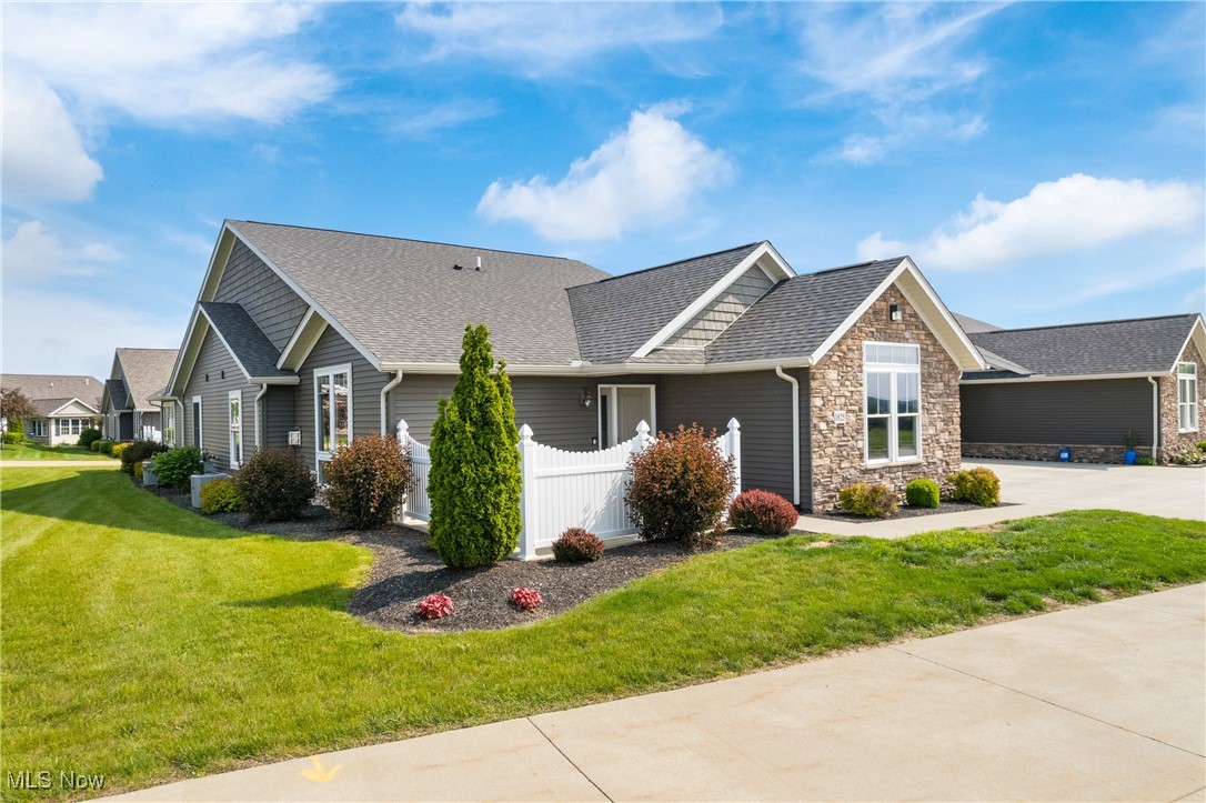 1825 Blackberry Lane, Orrville, Ohio image 25