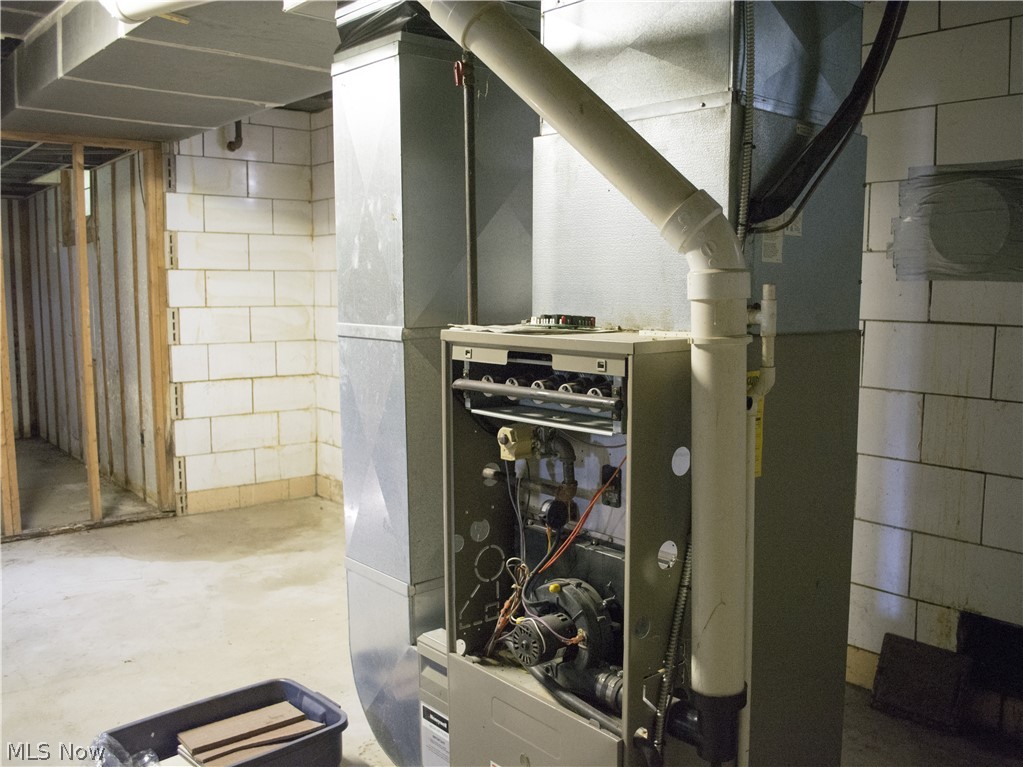 City/Canfield - Residential