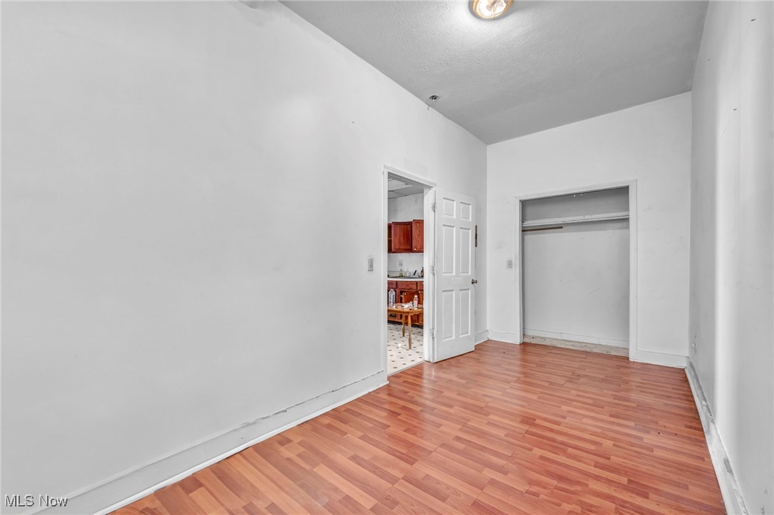 Fine - Commercial Sale