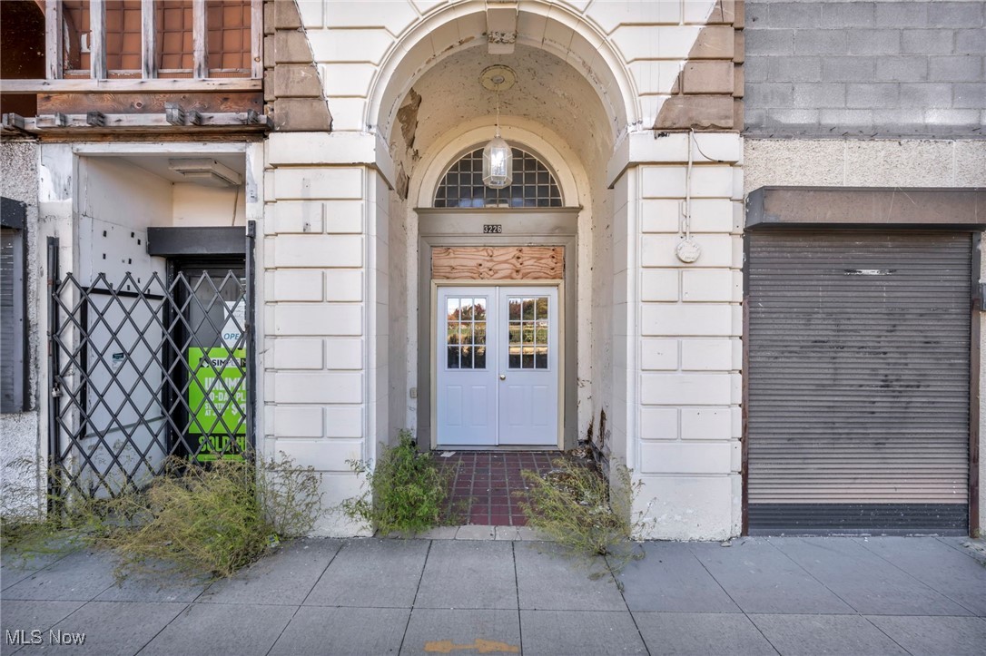 Fine - Commercial Sale