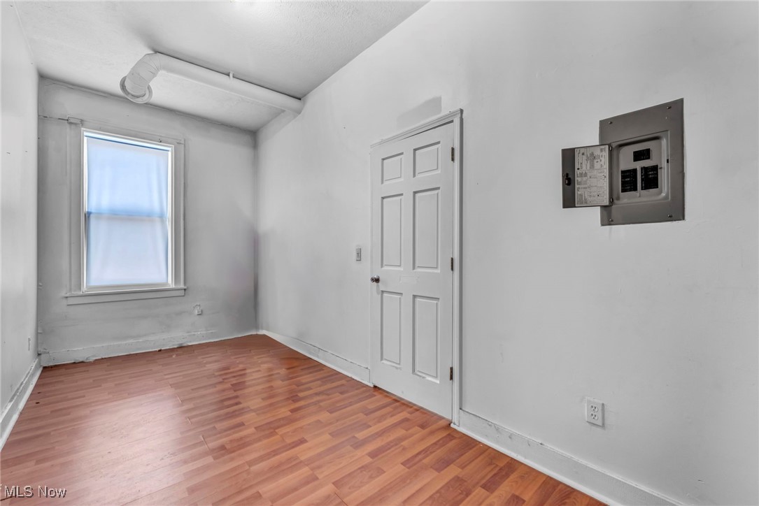 Fine - Commercial Sale