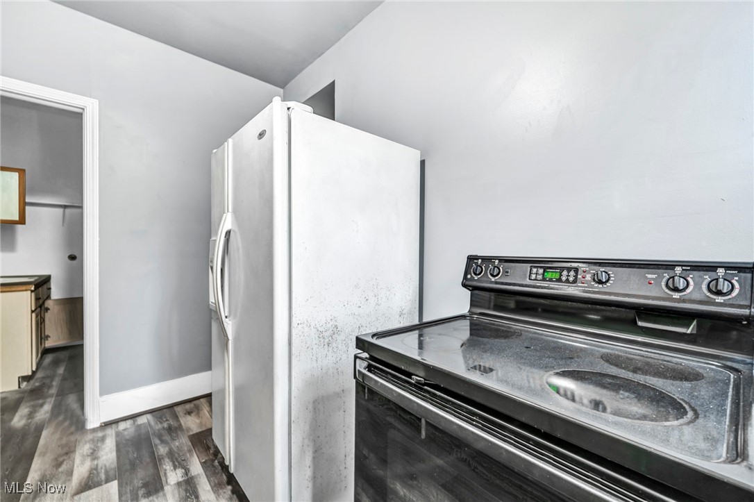 Fine - Commercial Sale