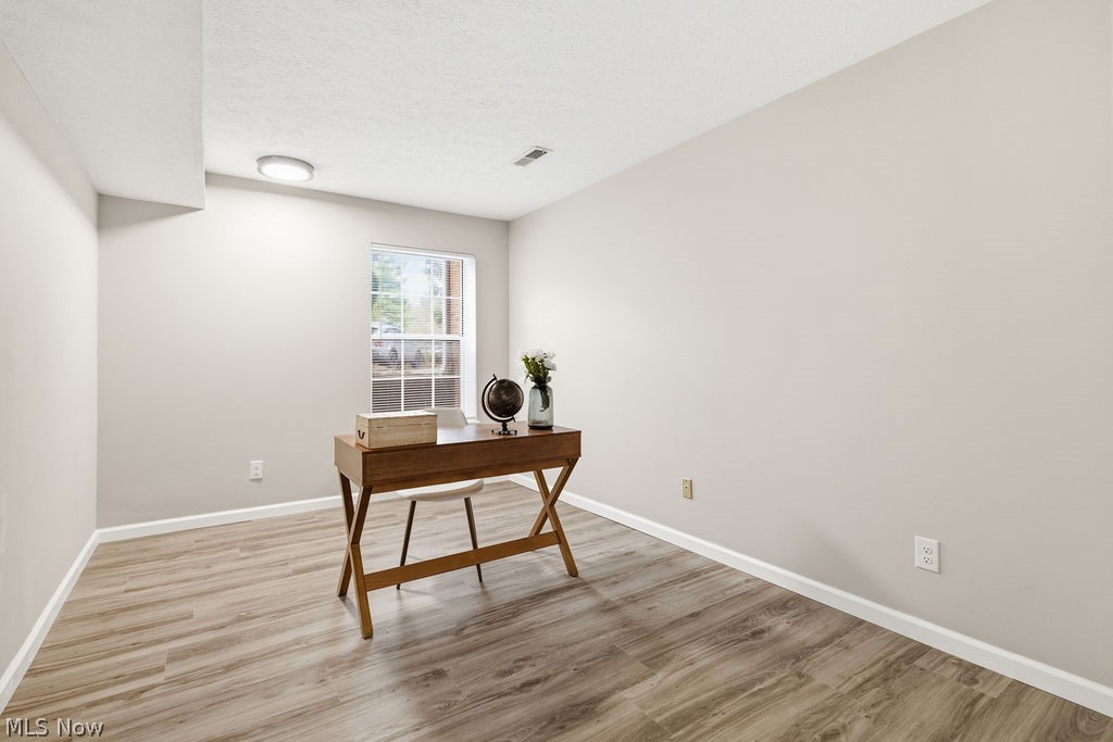 Arbors Condos/King James North - Residential