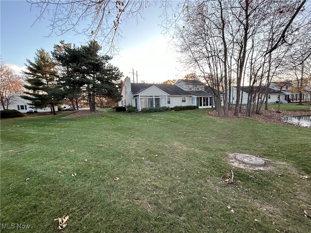 16582 Southview Lane, Strongsville, Ohio image 3