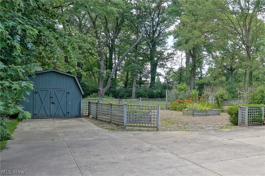 Fairlawn Height - Residential