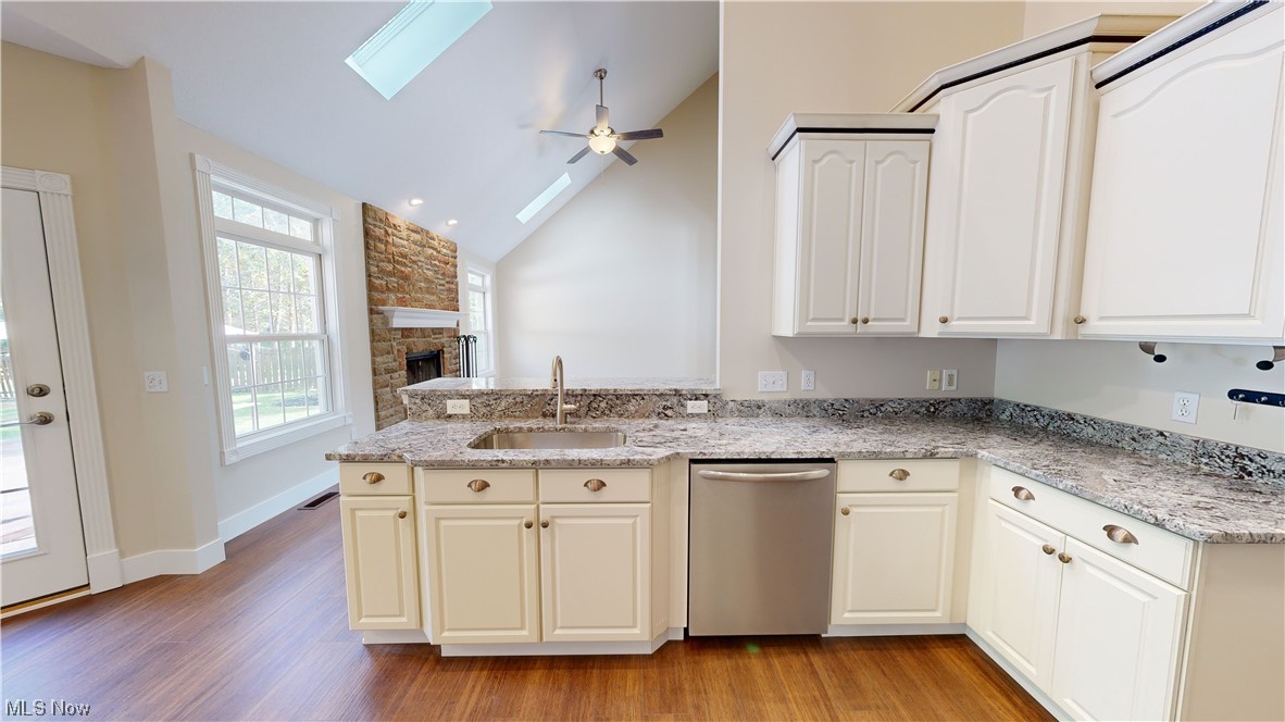 Bellflower Mdw 03b 09 - Residential