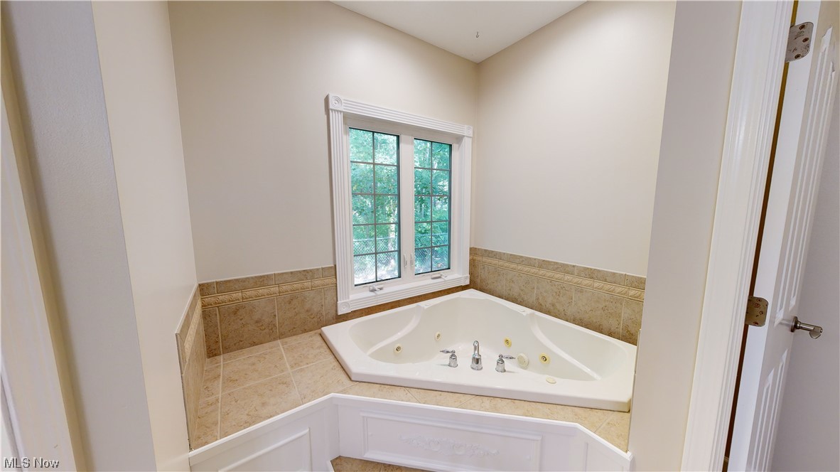 Bellflower Mdw 03b 09 - Residential