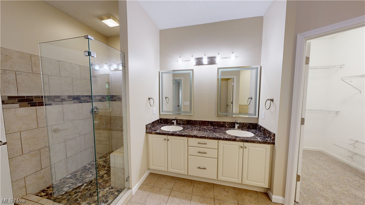 Bellflower Mdw 03b 09 - Residential