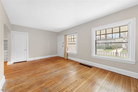 Tiny photo for 1695 Glenmont Road #Lower, Cleveland Heights, OH 44118 (MLS # 5202923)