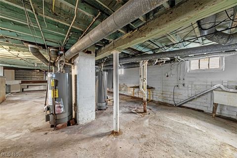 Tiny photo for 1695 Glenmont Road #Lower, Cleveland Heights, OH 44118 (MLS # 5202923)