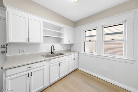 Tiny photo for 1695 Glenmont Road #Lower, Cleveland Heights, OH 44118 (MLS # 5202923)