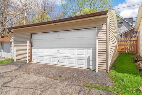 Tiny photo for 1695 Glenmont Road #Lower, Cleveland Heights, OH 44118 (MLS # 5202923)