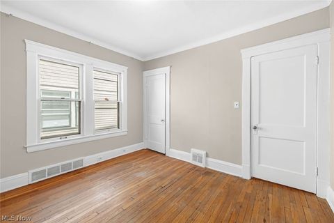 Tiny photo for 1695 Glenmont Road #Lower, Cleveland Heights, OH 44118 (MLS # 5202923)