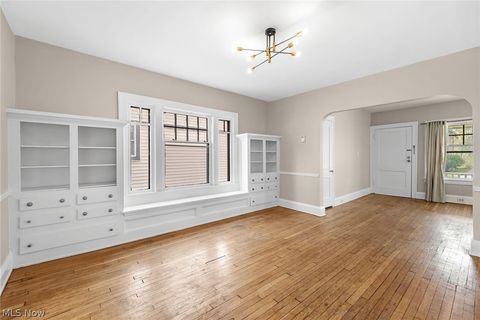 Tiny photo for 1695 Glenmont Road #Lower, Cleveland Heights, OH 44118 (MLS # 5202923)