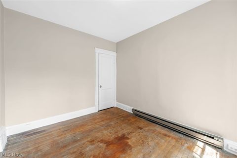 Tiny photo for 1695 Glenmont Road #Lower, Cleveland Heights, OH 44118 (MLS # 5202923)