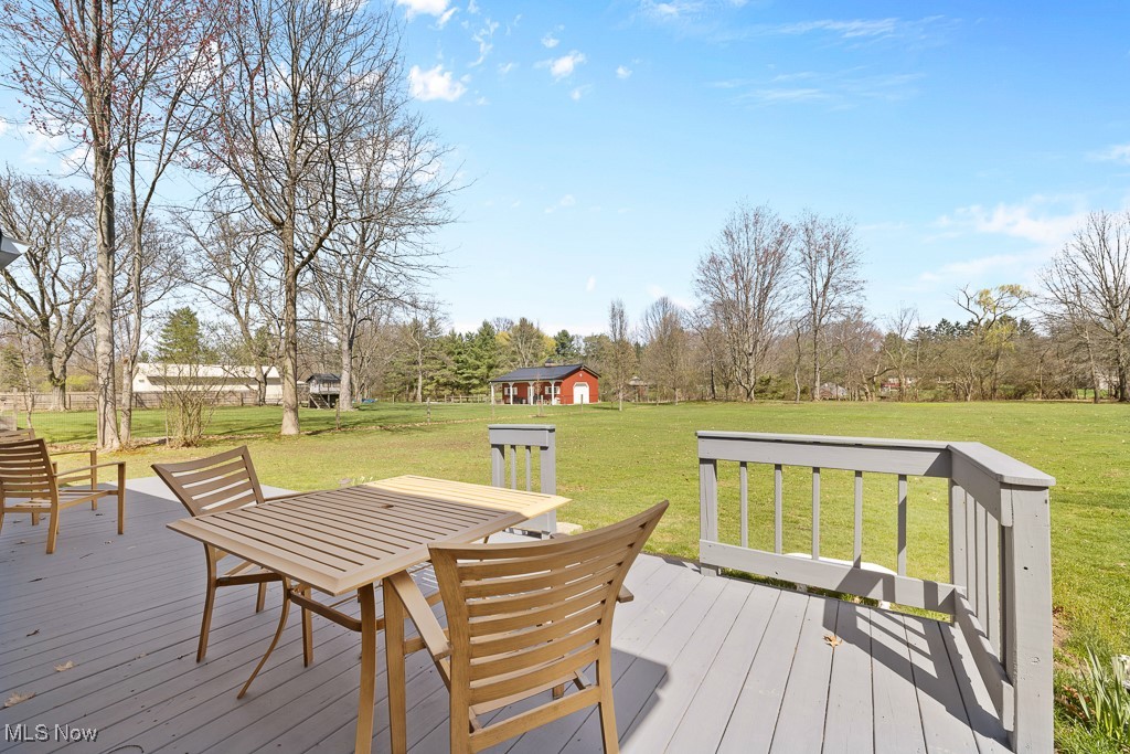1363 Carle Road, Bath, Ohio image 40