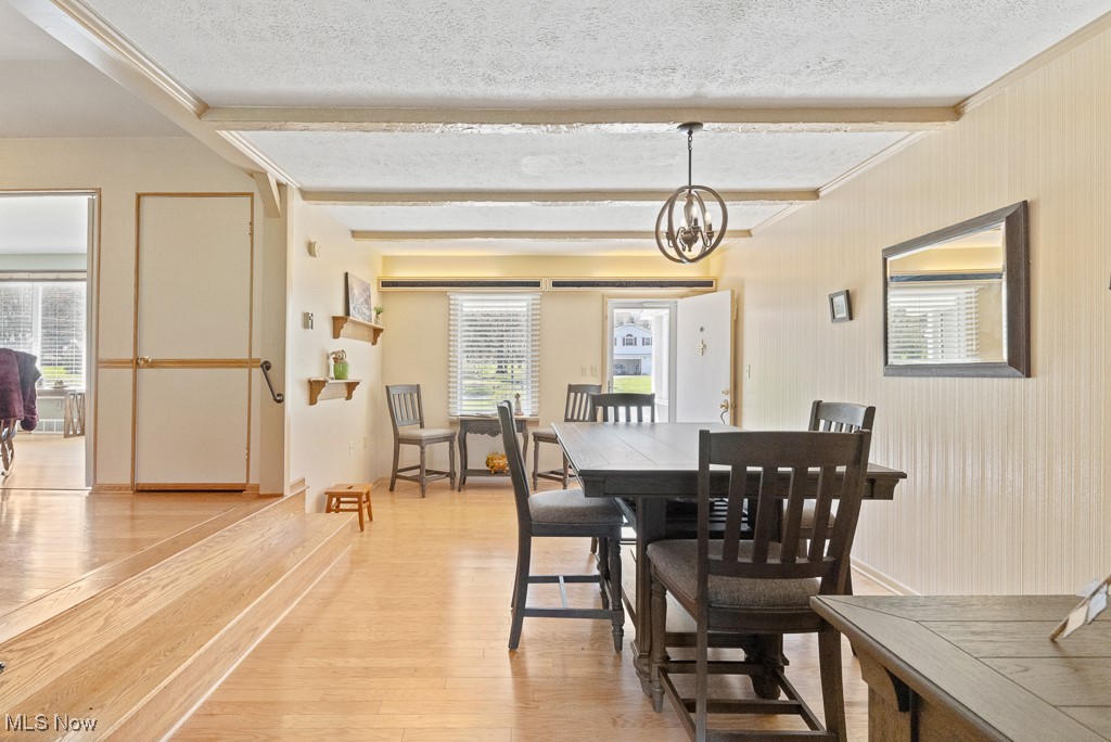 1363 Carle Road, Bath, Ohio image 12