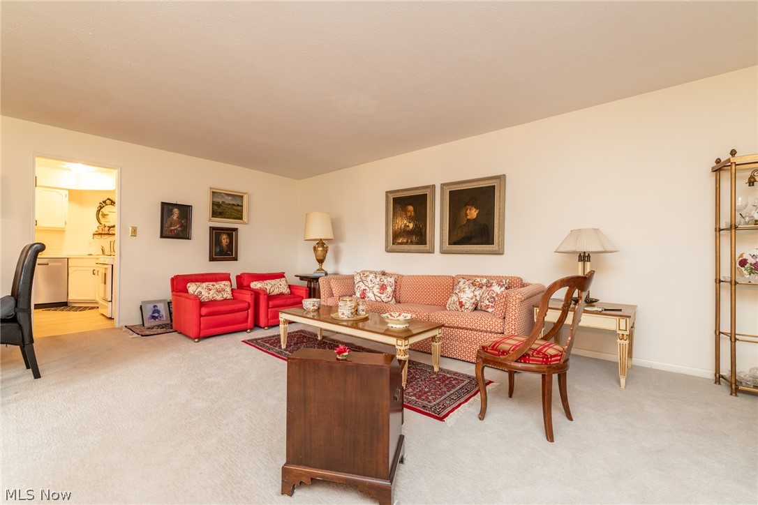 Acacia On The Green - Residential