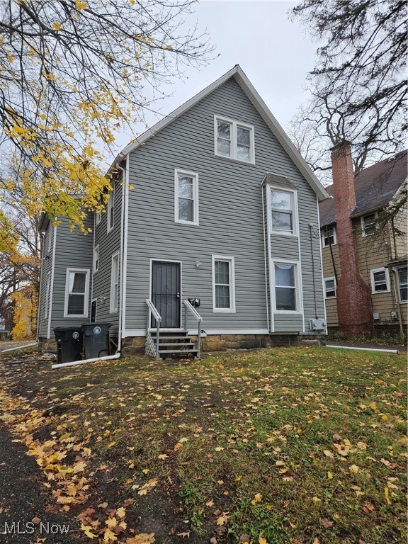 Duplex upper level with 4 bedrooms/1 bath. New carpet in bedrooms, large kitchen, dining room and living room. $50 pet rental; 1 pet permitted - $250 refundable pet deposit; $50 monthly pet rental. Monthly flat fee for water/sewer/trash. No smoking. All adult applicants must apply online for credit, background, eviction history. $50 non-refundable application fee per adult applicant. No 3rd party applications permitted. Employment is verified. Please contact listing agent for requirements prior to applying.