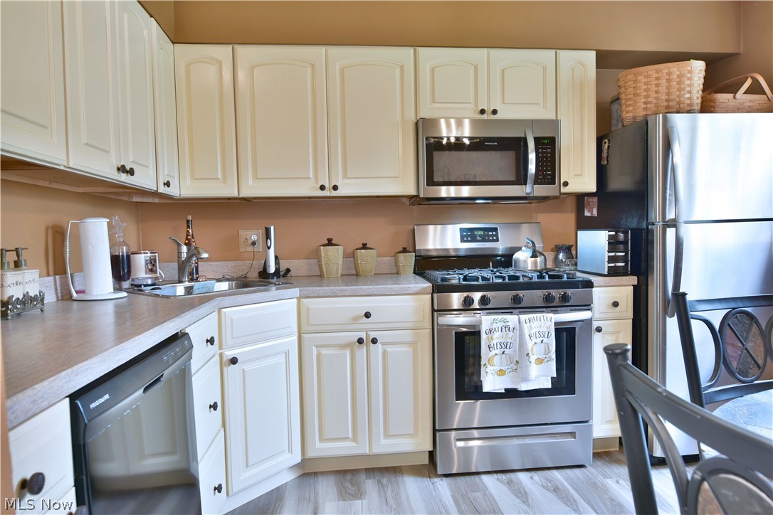 Fairlawn Heights - Residential