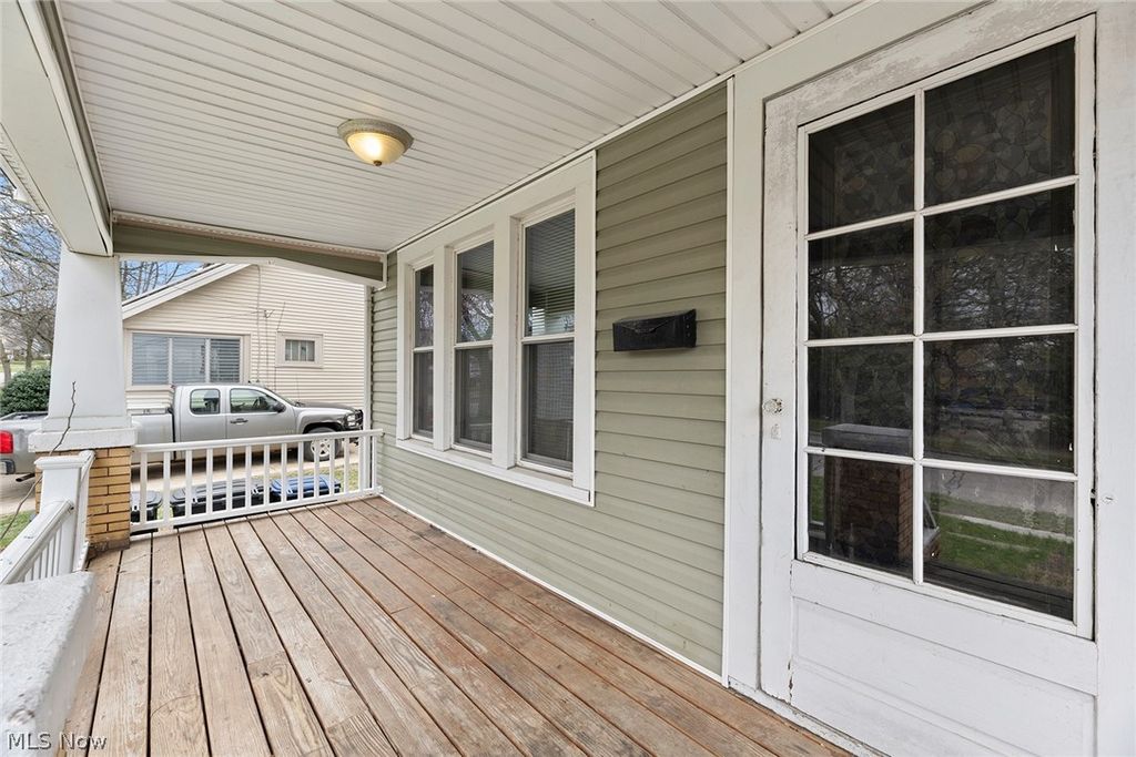 Photo of 16 Palmetto Avenue, Akron, OH 44301 (MLS # 5197725)